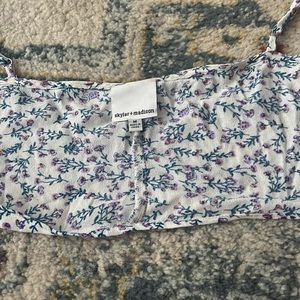 Wrap tie Skylar + Madison top